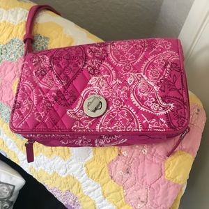 ❣️Just like new-beautiful Vera Bradley crossbody
